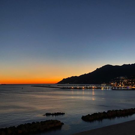 La Giulietta - Penthouse Daire Salerno Dış mekan fotoğraf