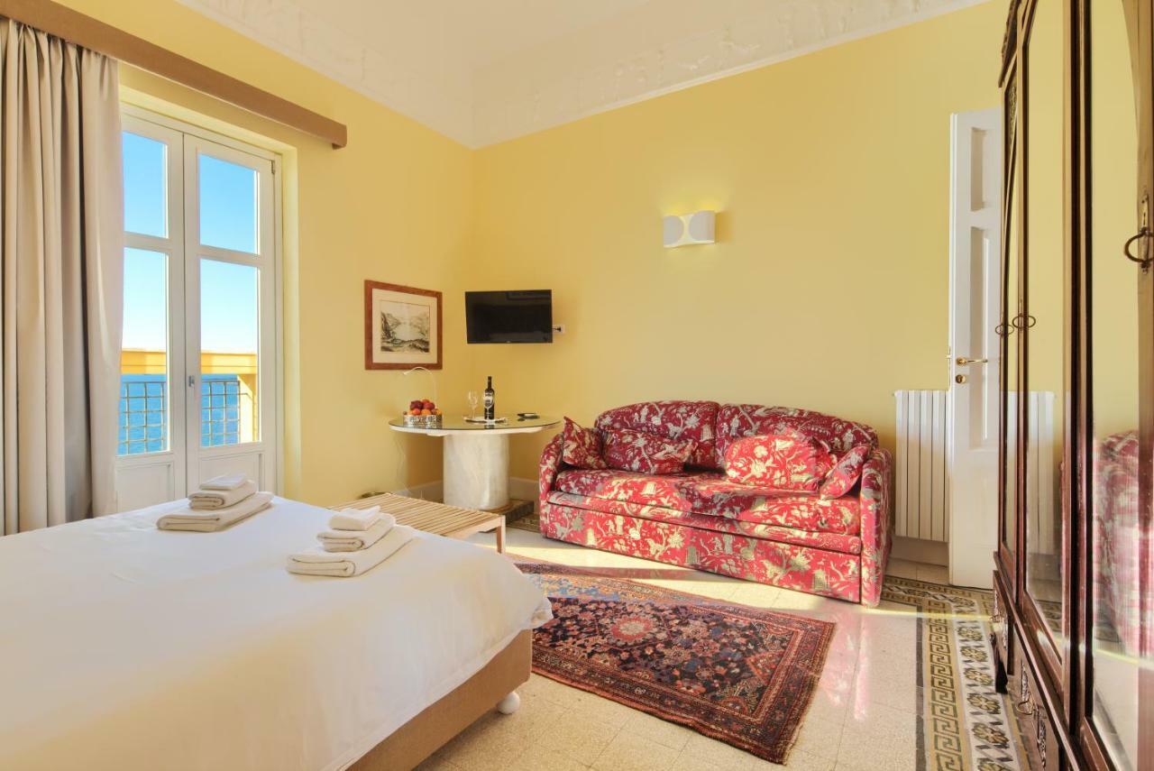 La Giulietta - Penthouse Daire Salerno Dış mekan fotoğraf