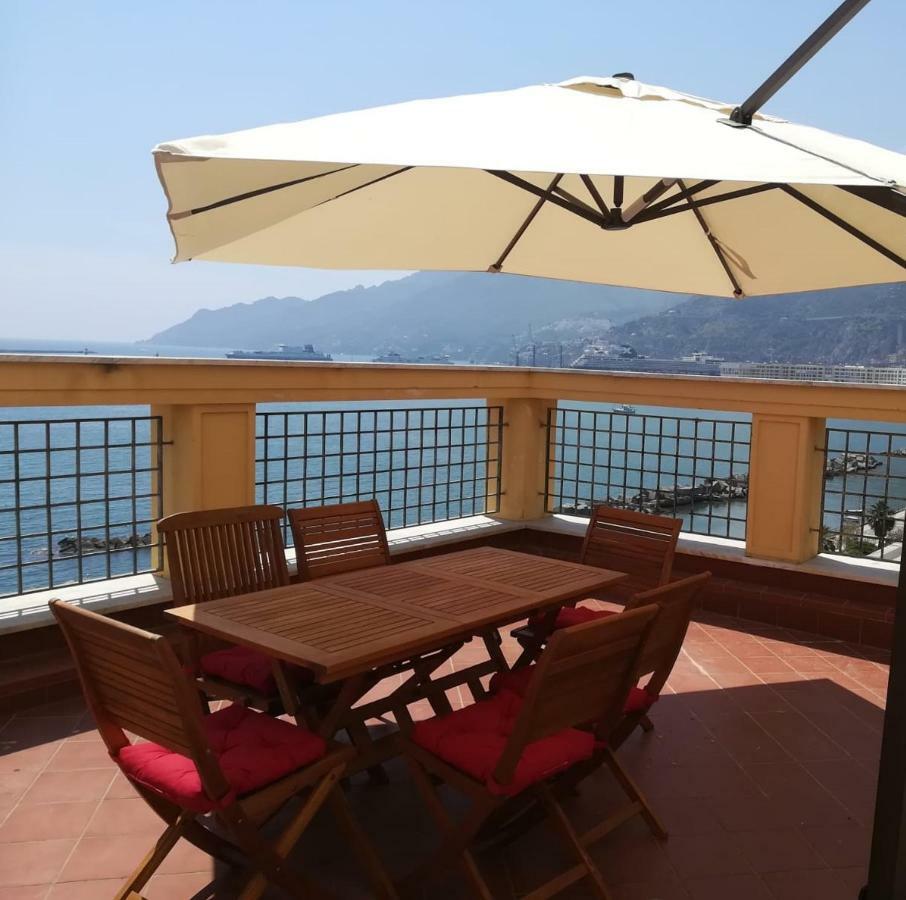 La Giulietta - Penthouse Daire Salerno Dış mekan fotoğraf