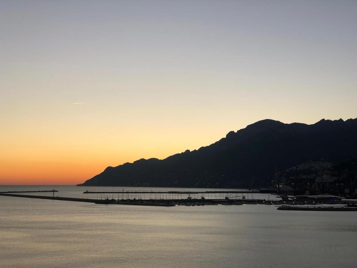 La Giulietta - Penthouse Daire Salerno Dış mekan fotoğraf